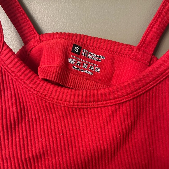 Red Ribbed Crop Top - Picture 3 of 3